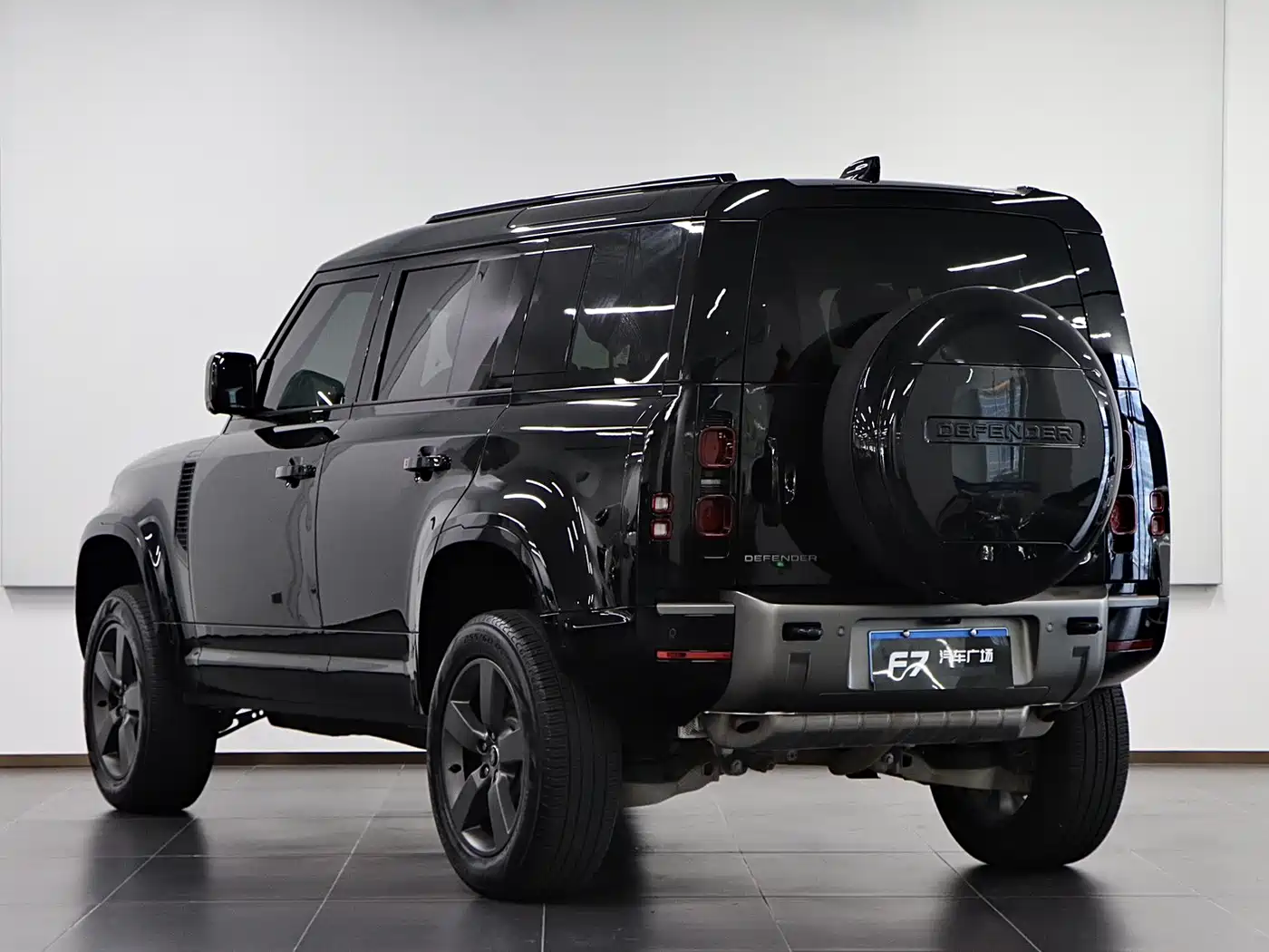 Land Rover Defender 2025 2025 110 3.0T P400 -Dynamic HSE