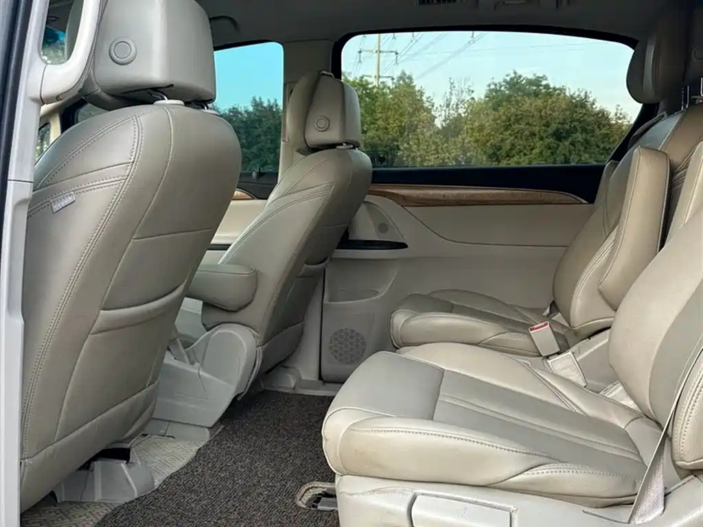 Buick GL8 2017 ES 28T Comfort Type China V фото 7
