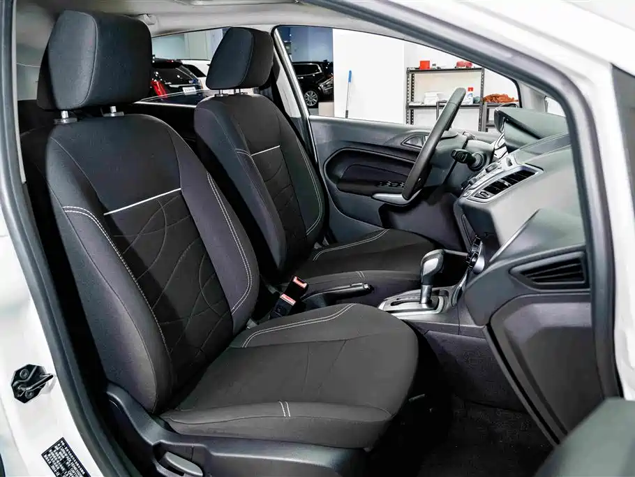 Ford Fiesta 2015 2013 Hatchback 1.5L Automatic Premium