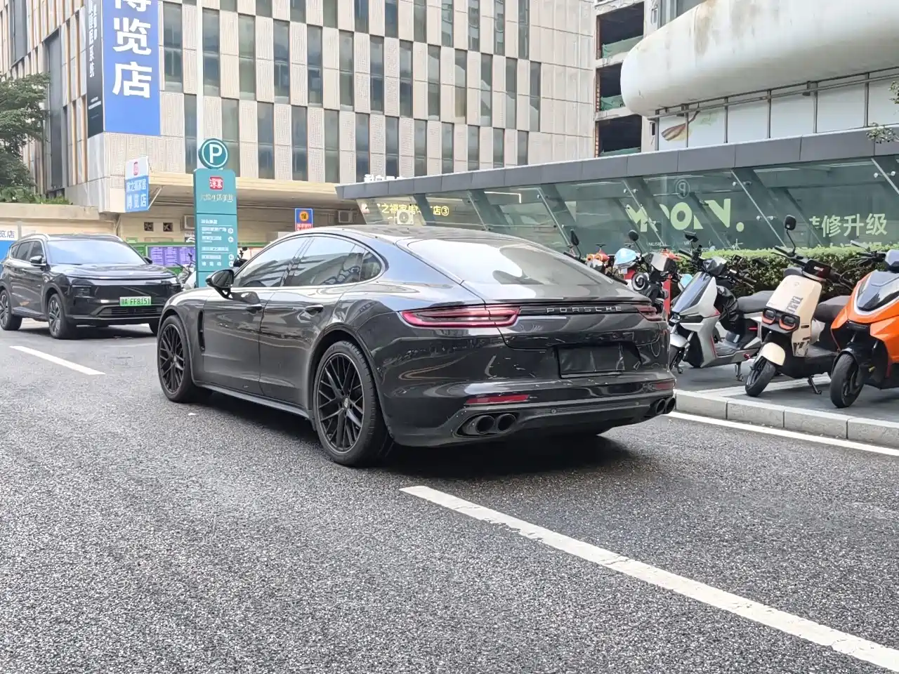 Porsche Panamera 2017 Panamera 3.0T фото 6