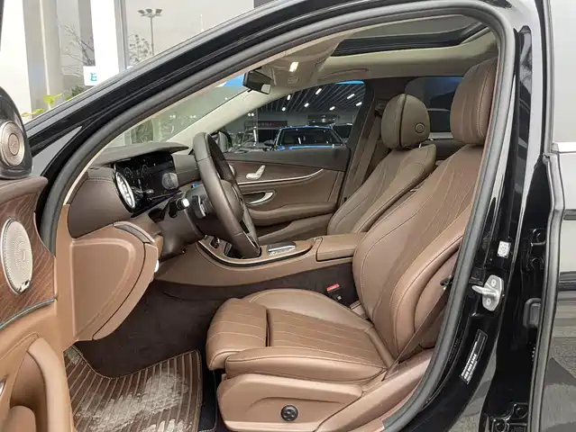 Mercedes-Benz E-Class 2023 Facelift E 260 L — фото 5