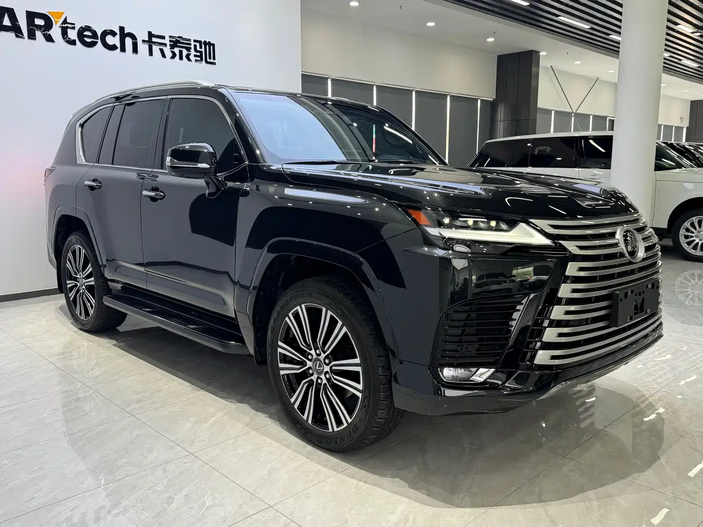 Lexus LX 2025 700h Boundary Edition фото 3