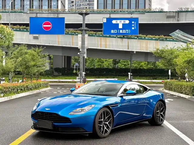 Aston Martin DB11 2019 Model 4.0T V8 Coupe