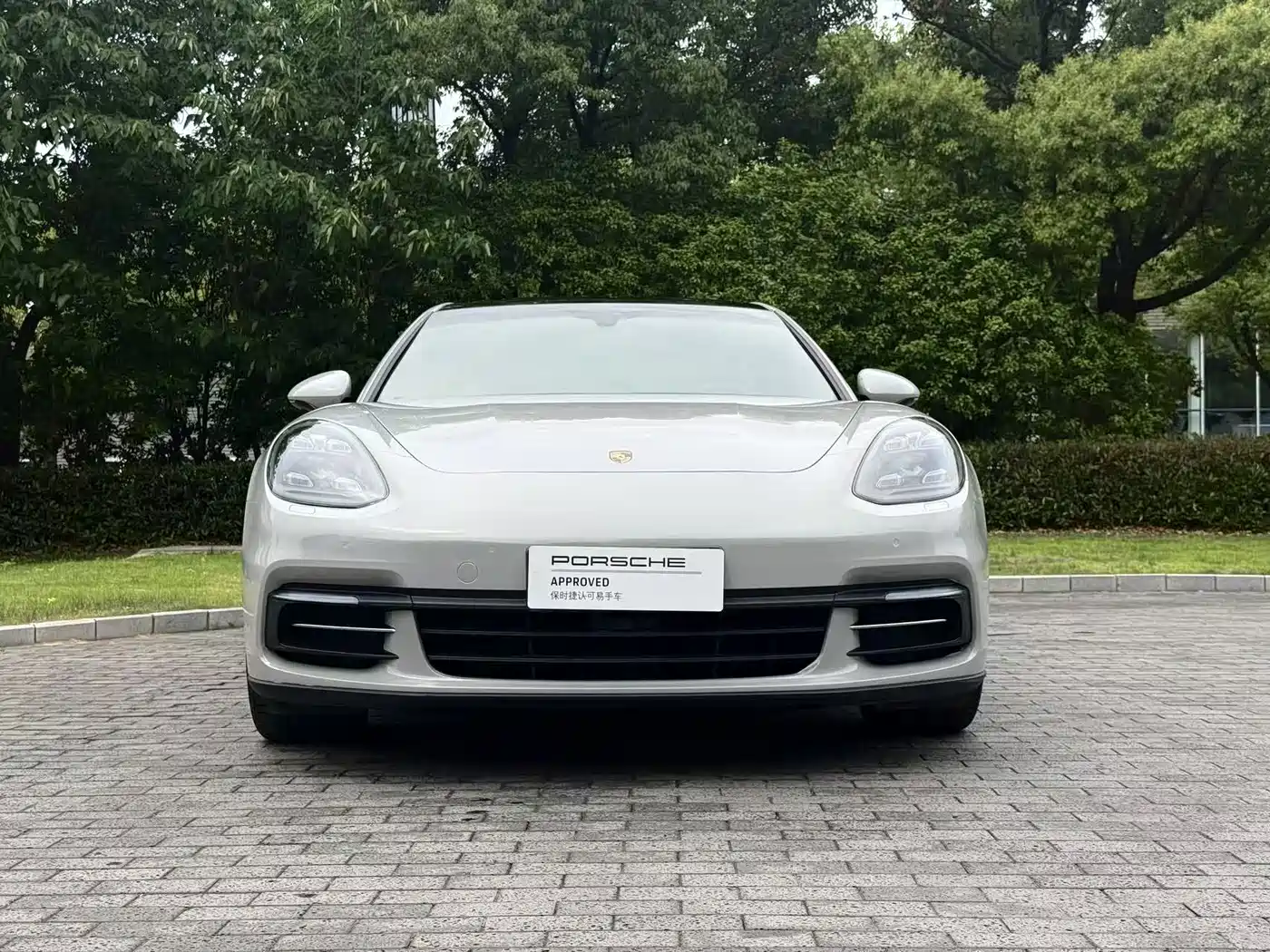 Porsche Panamera 2017 Panamera 4 Executive Long Wheelbase 3.0T
