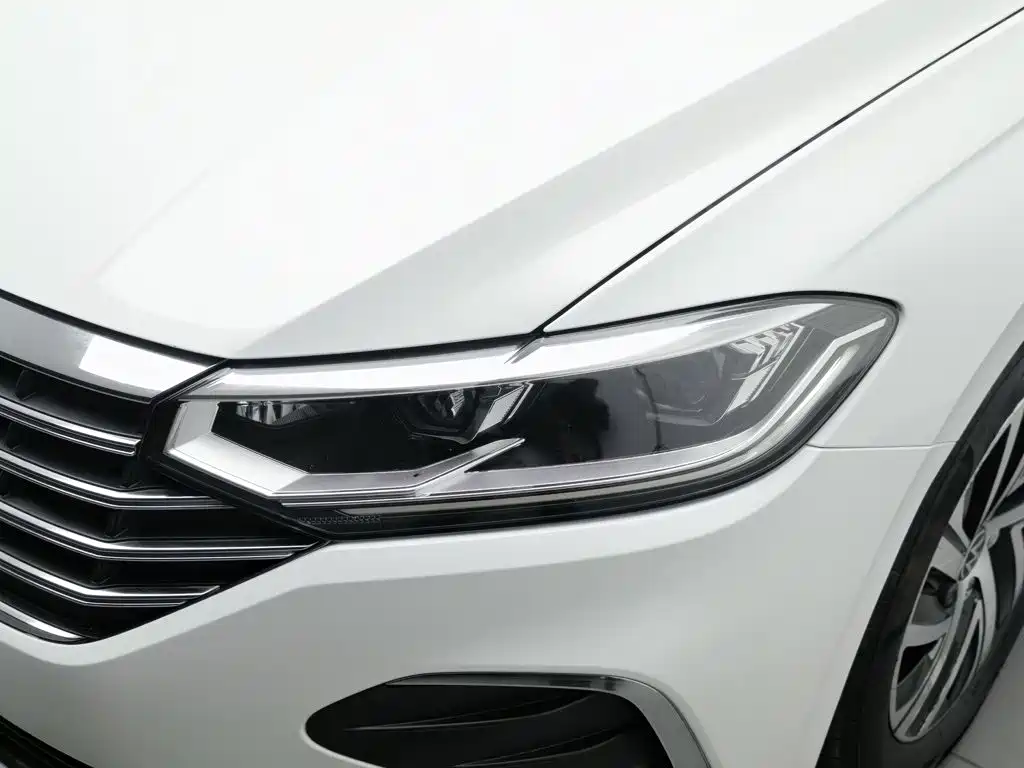 Фото 7 - Volkswagen Lavida