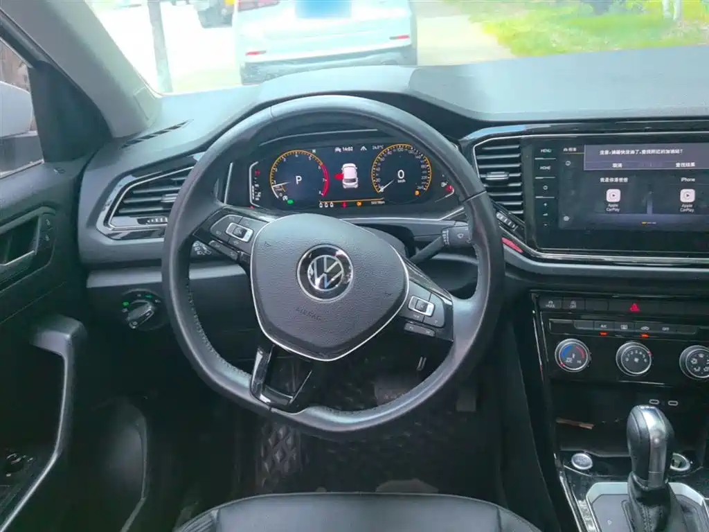 Volkswagen T-ROC 2021 Facelift 280TSI DSG 2WD Comfort Smart Connect Edition фото 11