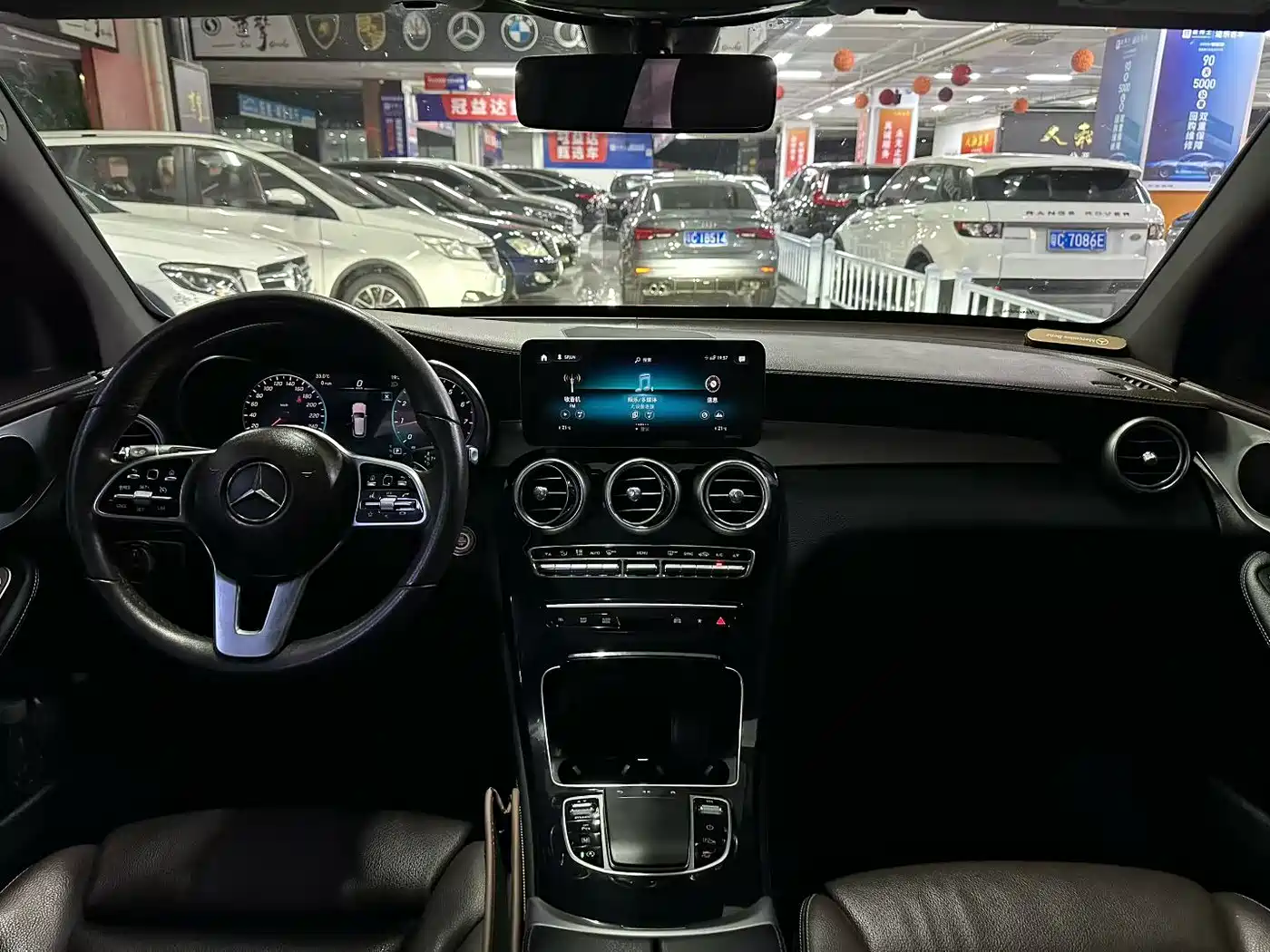 Mercedes-Benz GLC 2020 Facelift GLC 260 L 4MATIC Dynamic фото 5