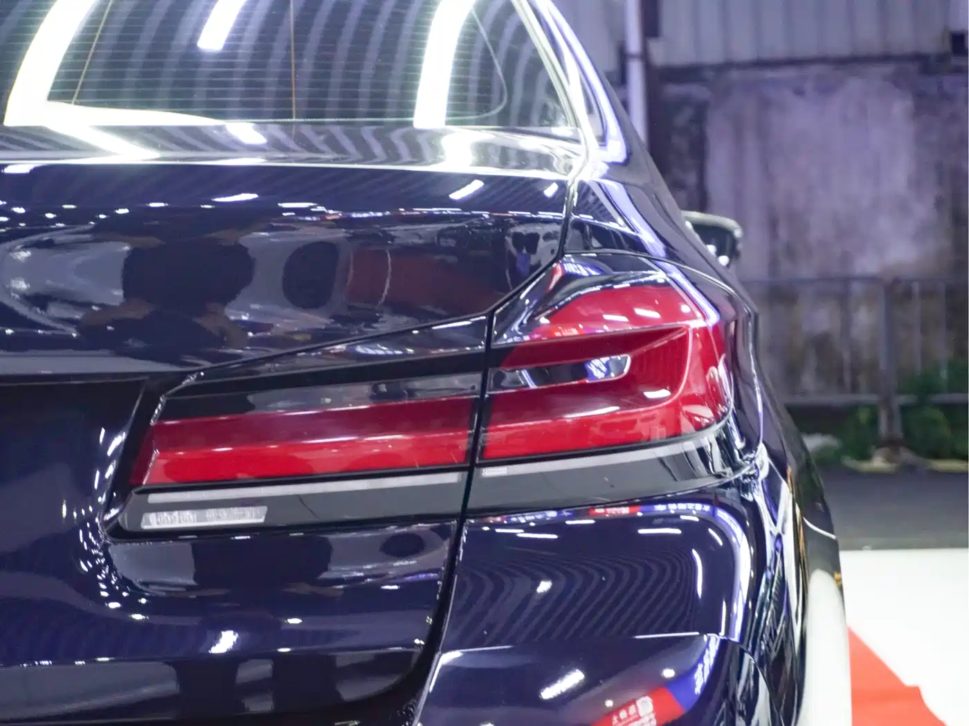 BMW 5 Series 2022 530Li Leading M Sport Package фото 3