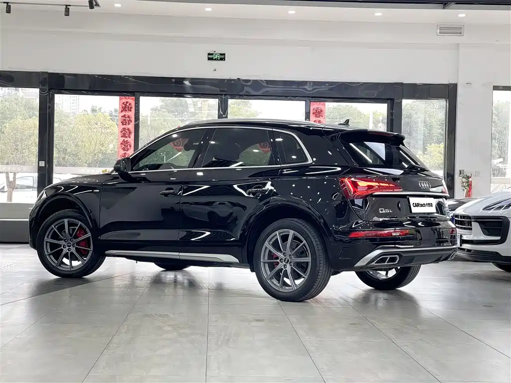 Audi Q5L 2022 40T RS Kit Racing Speed Edition фото 4