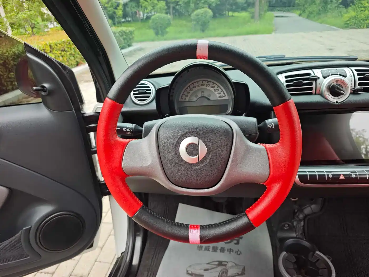 smart fortwo 2013 2012 1.0 MHD Hardtop Standard