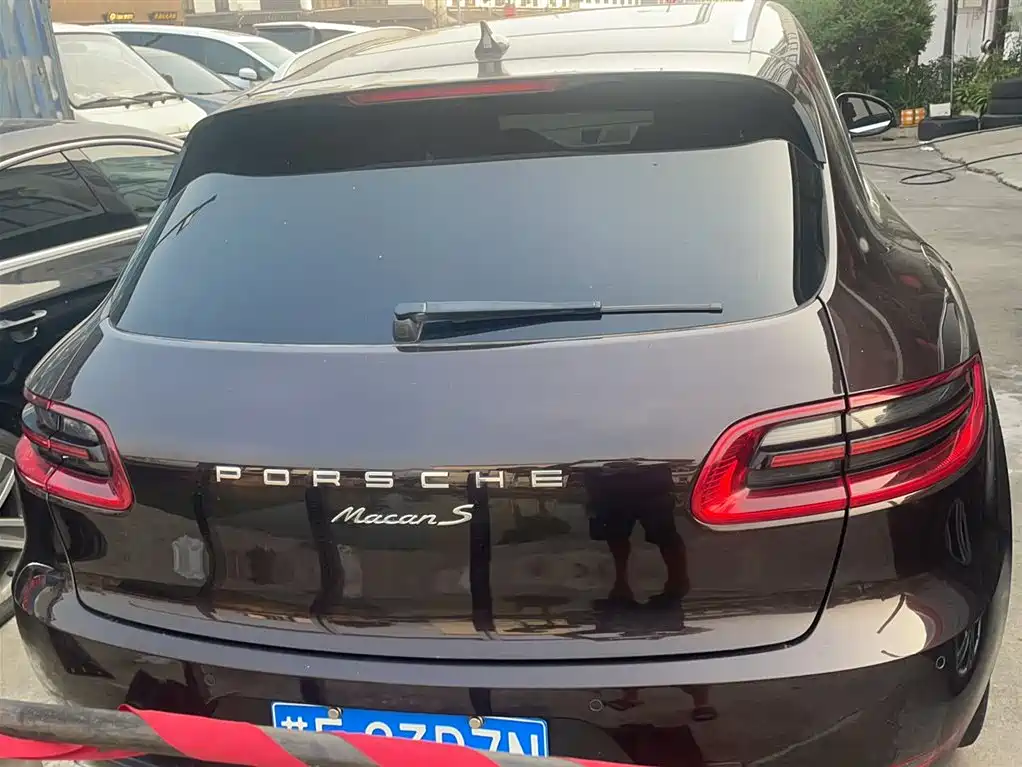 Porsche Macan 2017 Macan 2.0T фото 13