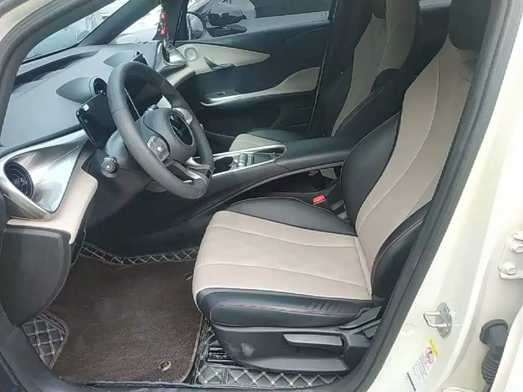 Photo 15 - BYD Dolphin
