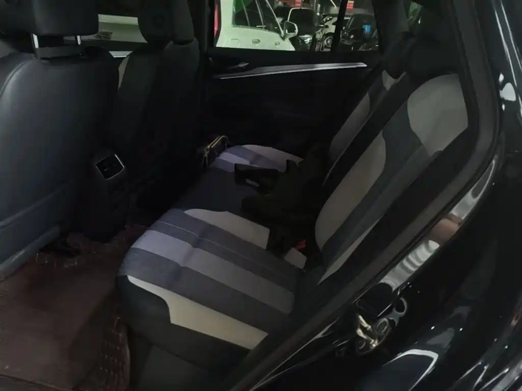 Volkswagen ID.4 CROZZ 2024 Facelift PURE+ фото 17