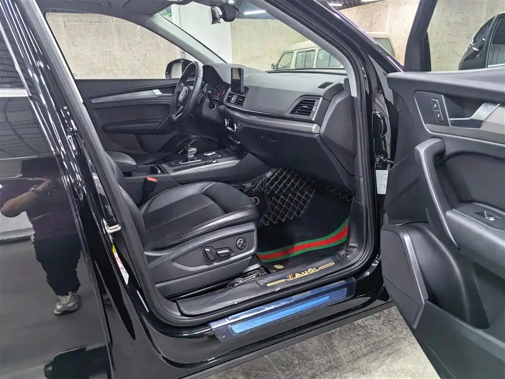 Audi Q5L 2018 40 TFSI Prestige Progressive (China V) фото 4