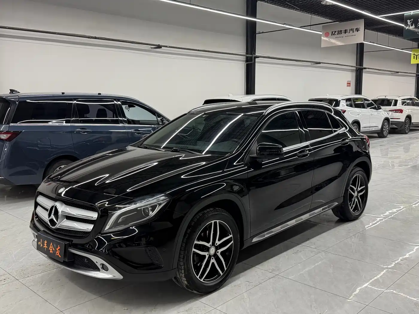 Mercedes-Benz GLA 2015 GLA 200 Fashion