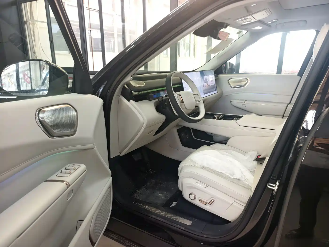 Lynk & Co 900 2026 2025 2.0T Ultra
