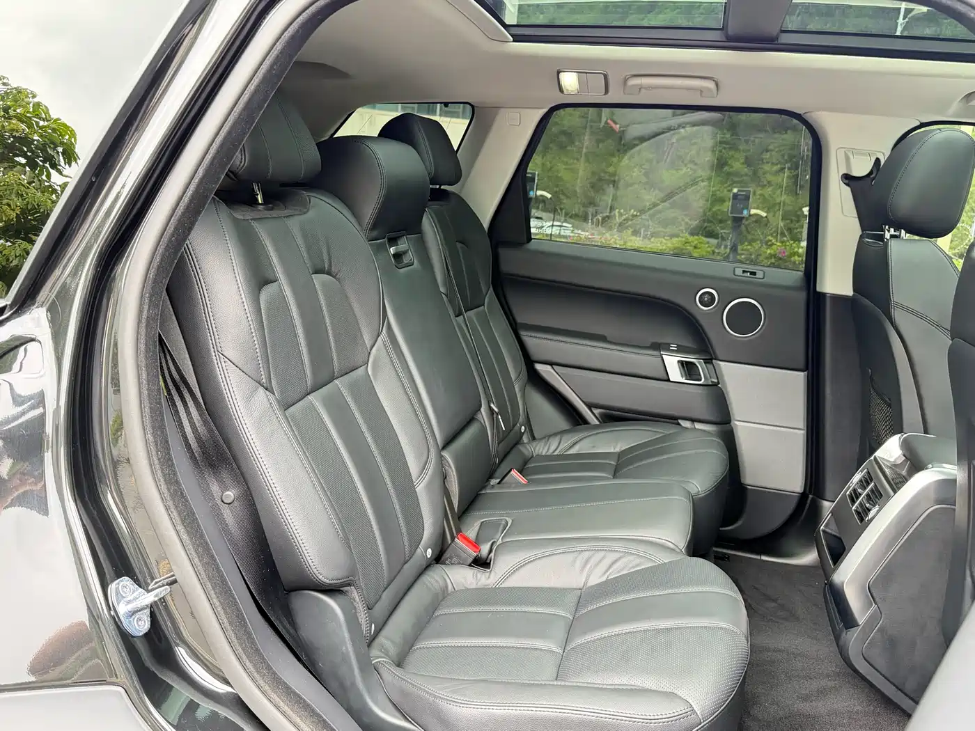 Land Rover Range Rover Sport 2017 3.0 SC V6 SE фото 13