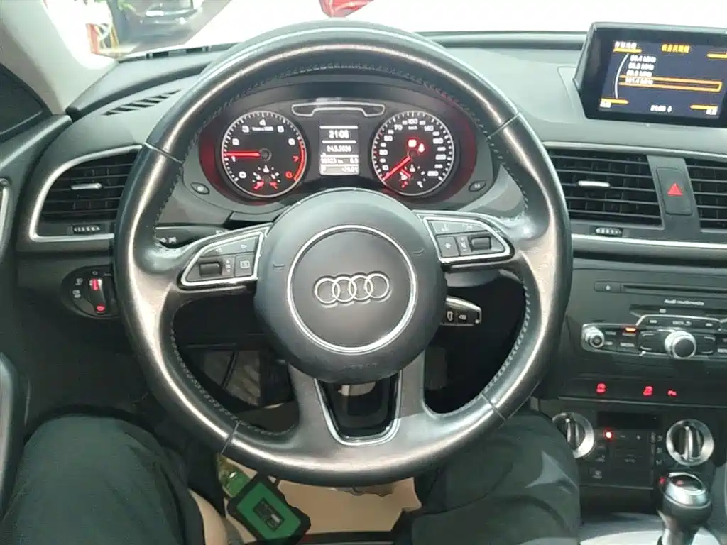 Audi Q3 2015 35 TFSI Comfort фото 11