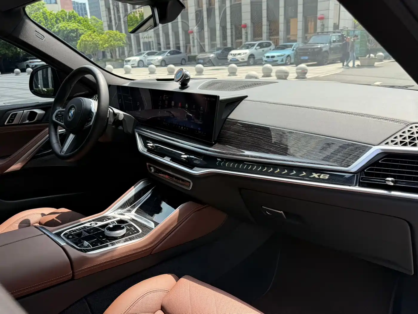 BMW X6 2023 xDrive40i Premium M Sport Package фото 8