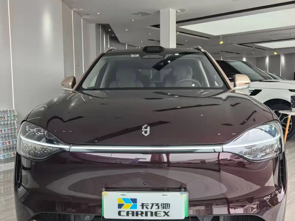 AITO Wenjie AITO M9 2025 Extended Range Ultra 52kWh 6-Seater фото 3