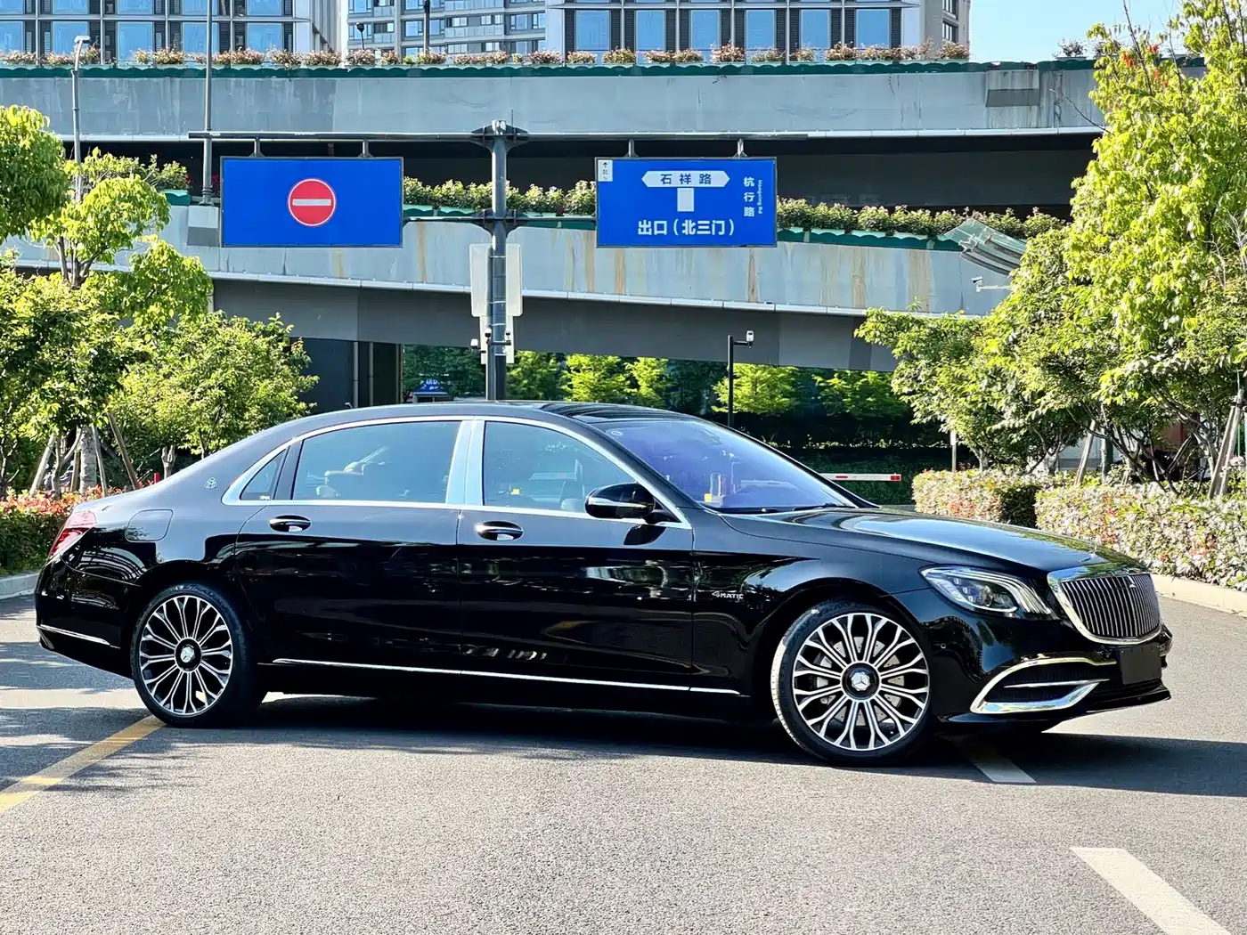 Mercedes-Benz Maybach S-Class 2020 S 450 4MATIC Collector's Edition фото 3