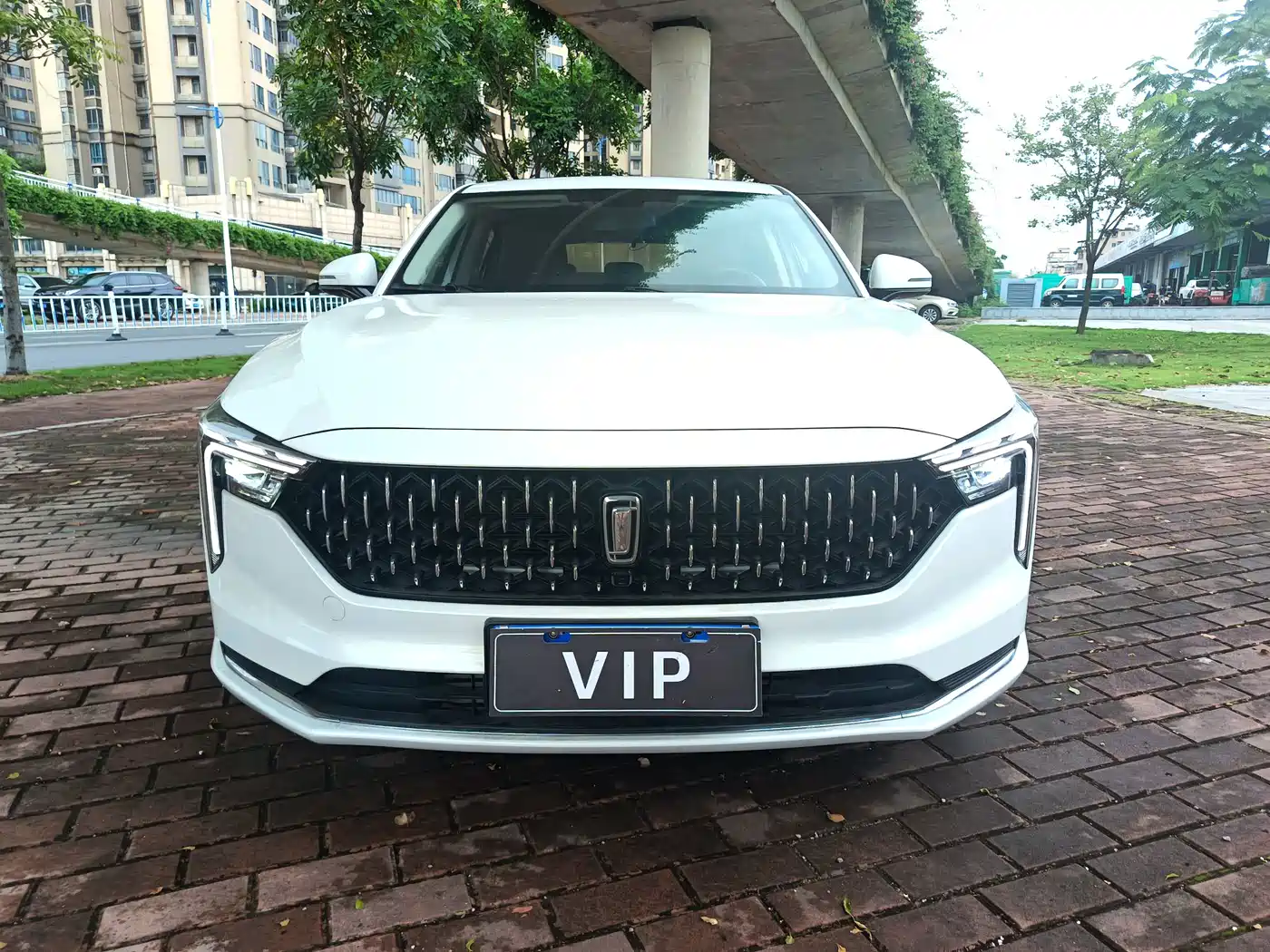 Фото 3 - Besturn B70