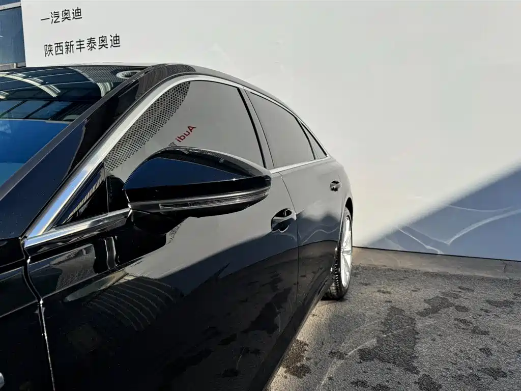 Audi A6L 2023 45 TFSI Premium Selection Dynamic фото 14