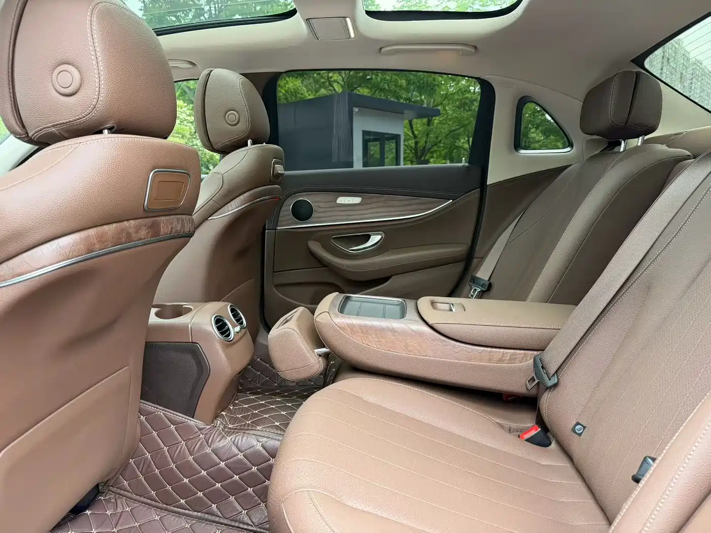 Mercedes-Benz E-Class 2020 Facelift E 300 L Fashion фото 9