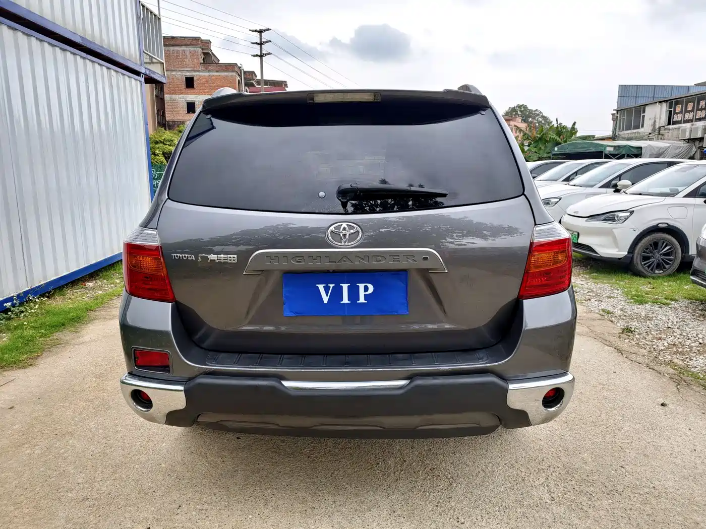 Toyota Highlander 2011 2.7L 2WD 7-seat Luxury фото 5