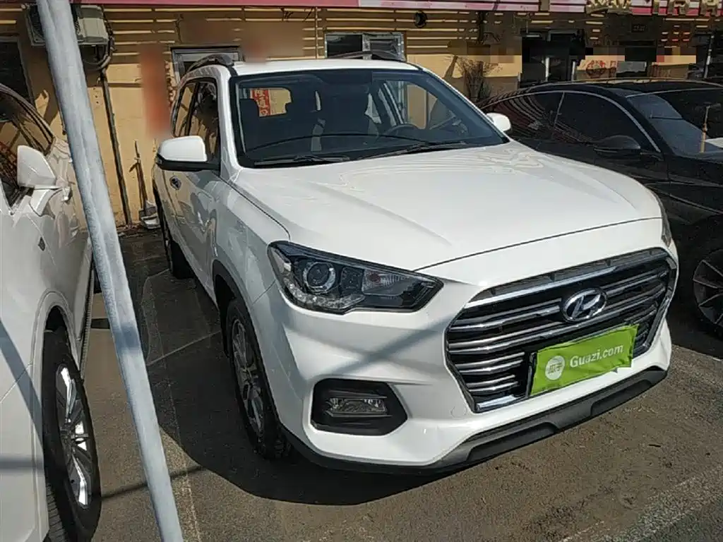 Hyundai Beijing Hyundai ix35 2019 2.0L Automatic 2WD Zhiyong·Enjoy China V фото 4