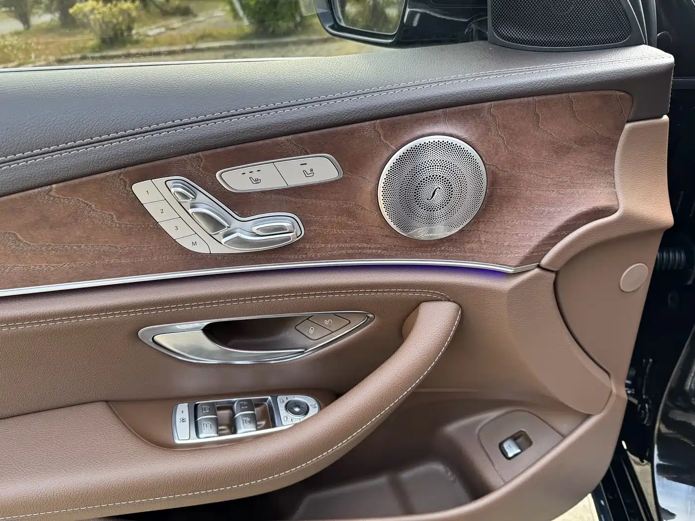Mercedes-Benz E-Class 2021 E 300 L Luxury фото 7