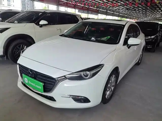 Mazda 3 Axela 2019