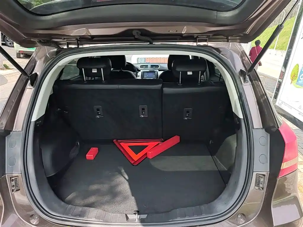 Haval H2 2014 1.5T Manual 2WD Premium Edition фото 19