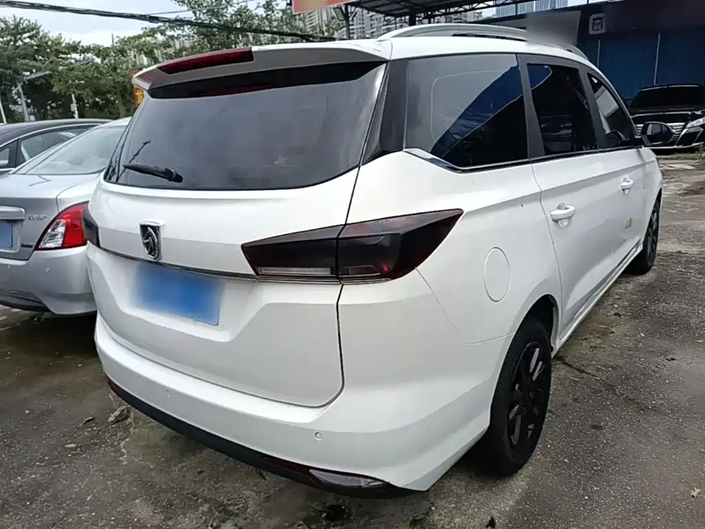Baojun 360 2020 2019 1.5L CVT Elite (China VI)
