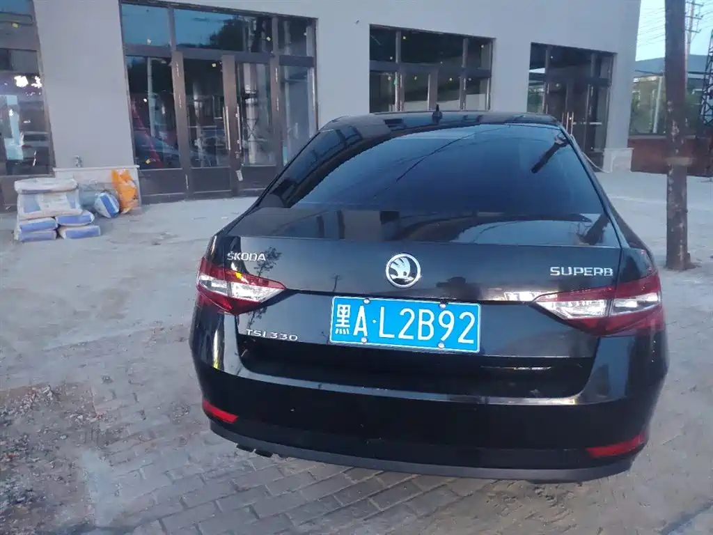 Škoda Superb 2018 TSI280 DSG Standard (China V) фото 2