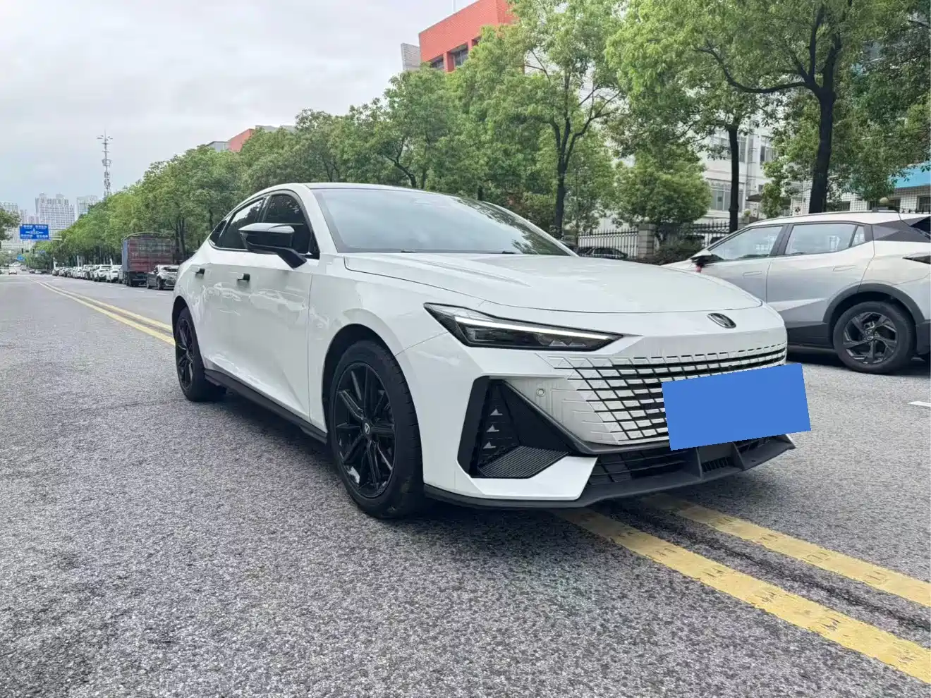 CHANGAN UNI-V