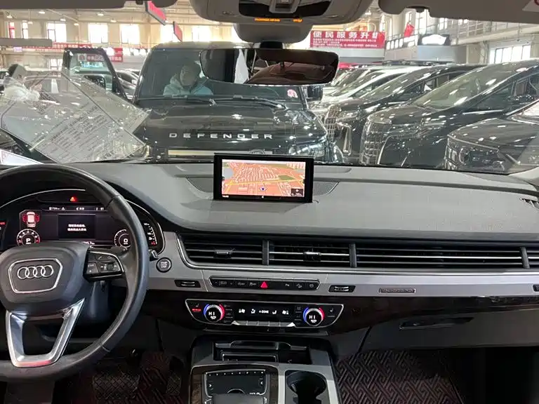Audi Q7 2019 55 TFSI Technology фото 15