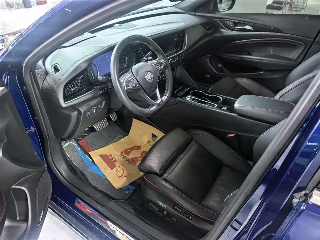 Buick Regal 2021 GS 28T Premium Model фото 3