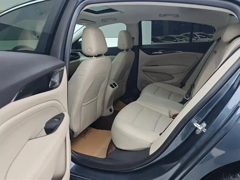 Buick Regal 2021 552T Elite фото 11