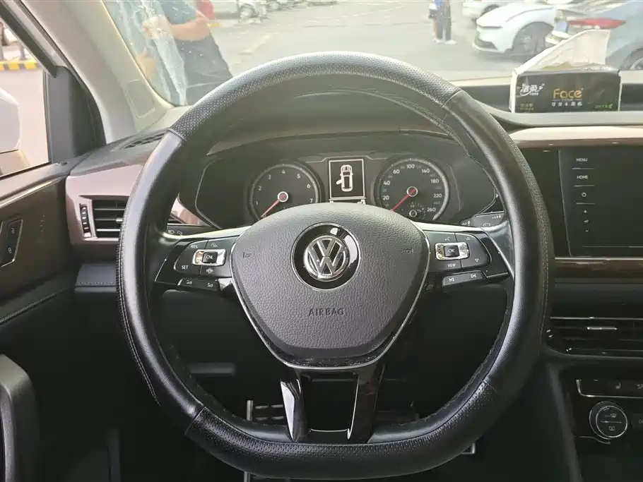 Volkswagen Tharu 2020 Model 280TSI 2WD Luxury Plus China VI фото 15