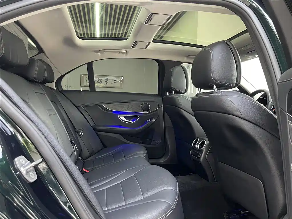 Mercedes-Benz C-Class 2019 Facelift C 260 L Sport фото 16