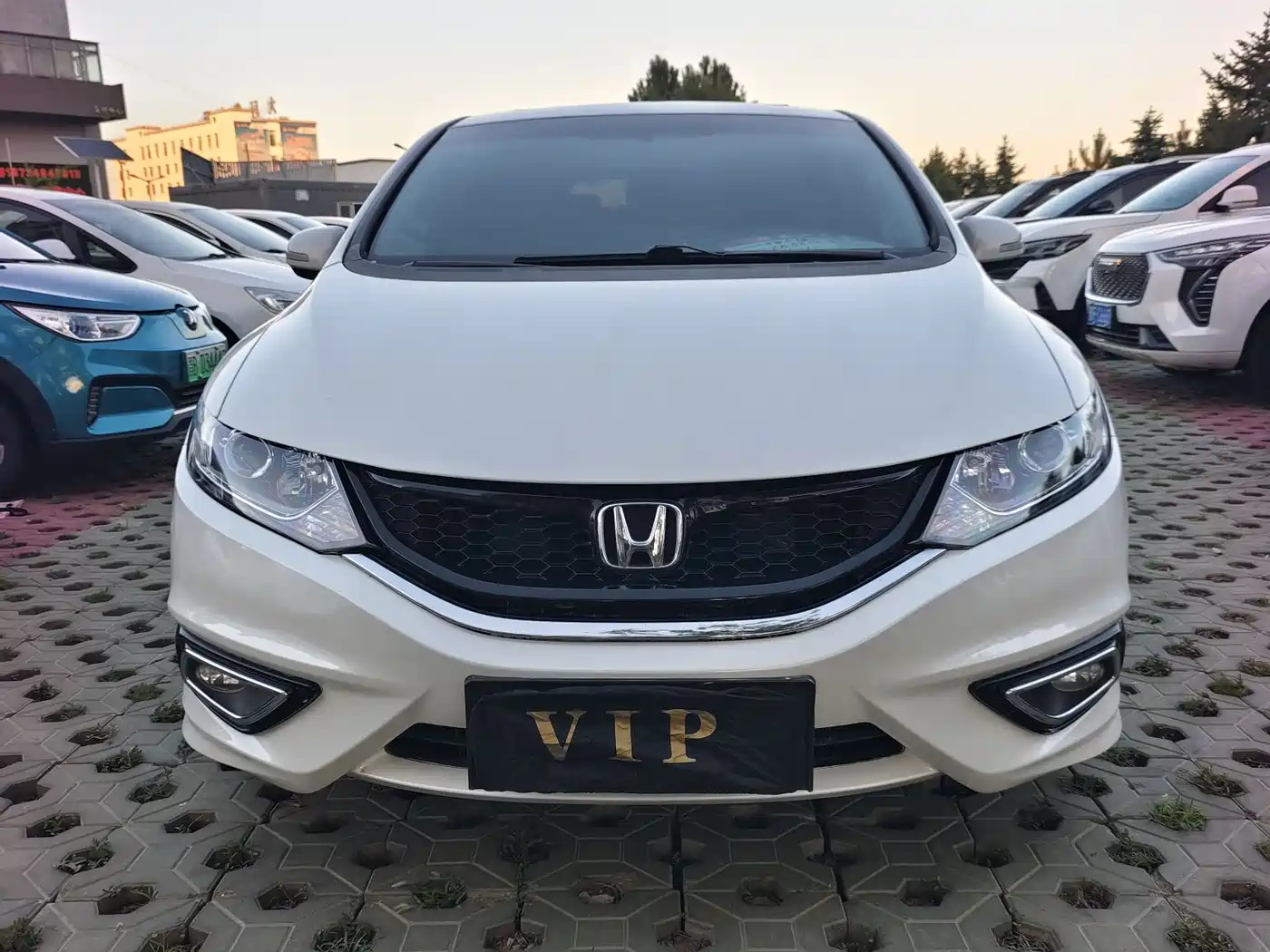 Фото 2 - Honda Jade