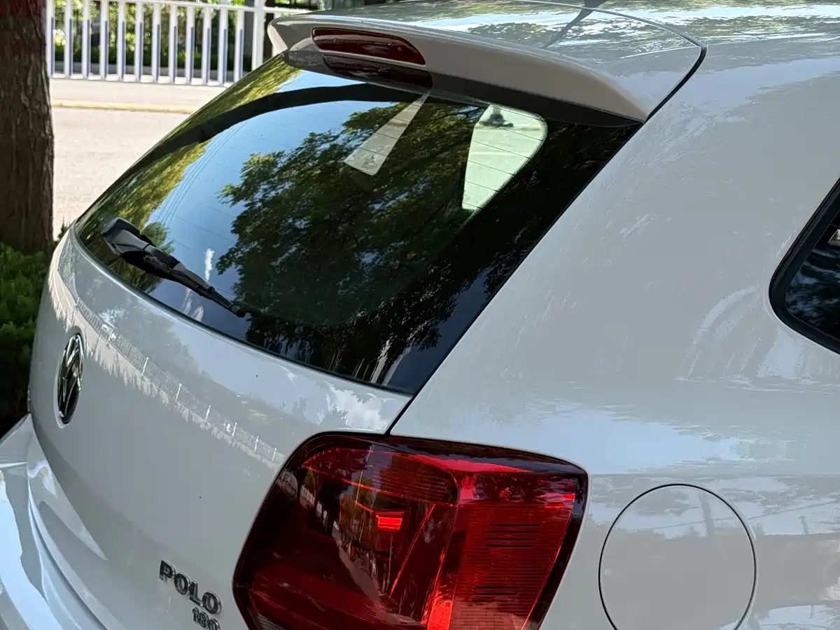 Volkswagen Polo 2016 2016 1.6L Automatic Comfort