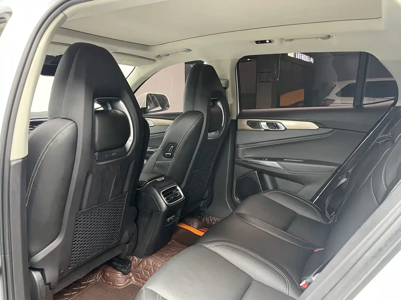 Lynk & Co 01 2019 2.0T 2WD Type Pro Version China V фото 6