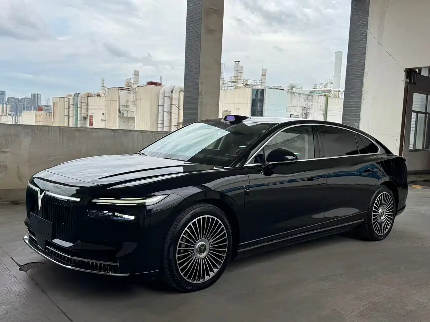 Voyah Auto VOYAH Zhuiguang L 2025 2025 Mid-configuration Model