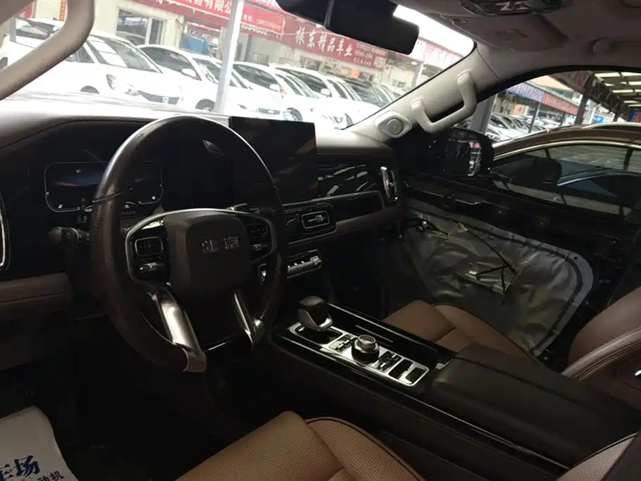 BAIC ORV Beijing Off-Road BJ60 2022 2.0T Weekend Edition 5-Seater фото 12