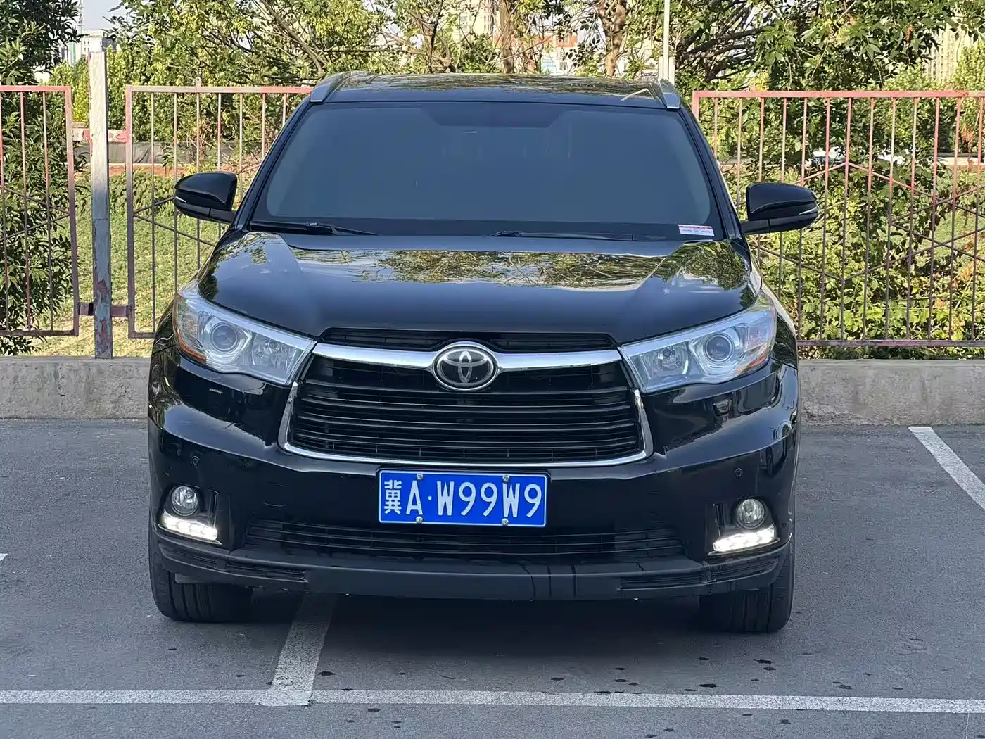 Фото 2 - Toyota Highlander