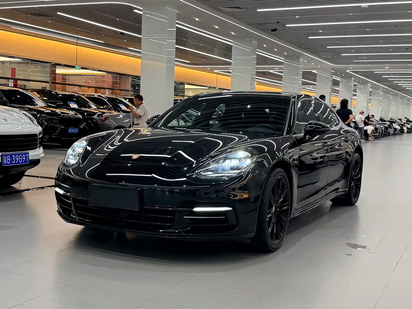 Porsche Panamera 2017 Panamera Executive Long Wheelbase 3.0T