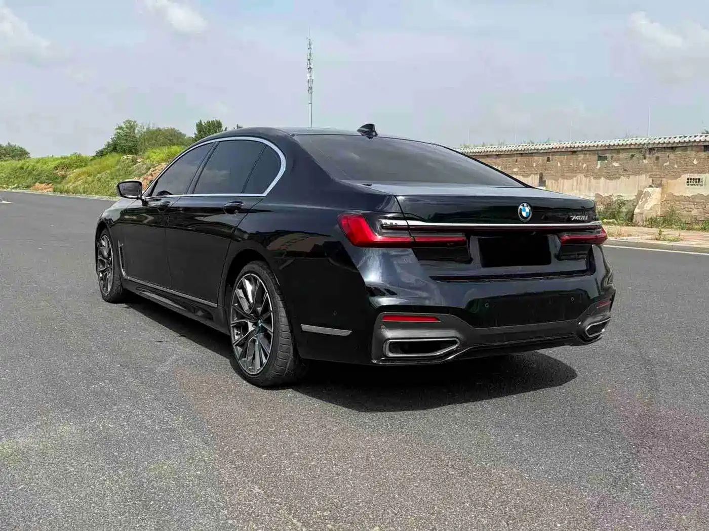 BMW 7 Series 2019 740Li Leading M Sport Package фото 11