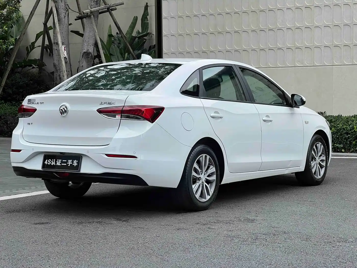 Buick Excelle 2019 18T Auto Connected Elite China VI фото 4